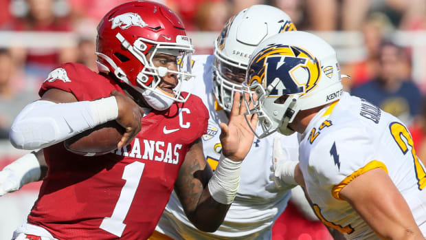 Razorbacks quarterback KJ Jefferson running ball against Kent State on Saturday